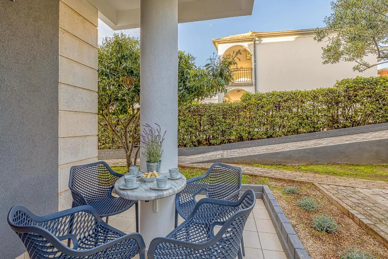 Island Resort Mihaela - Happy Rentals Trogir 0*,  Croatia