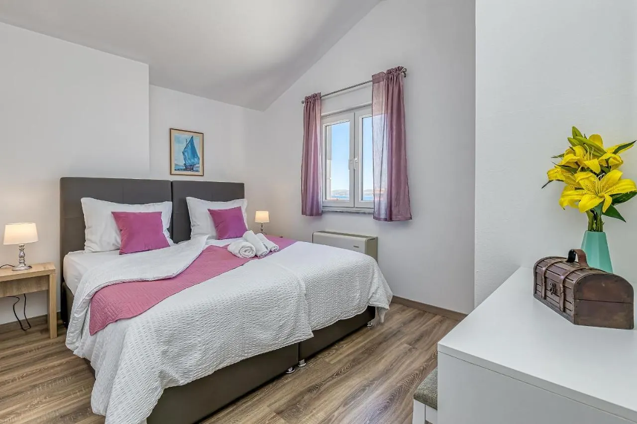 Apartment Island Resort Mihaela - Happy Rentals Trogir Croatia