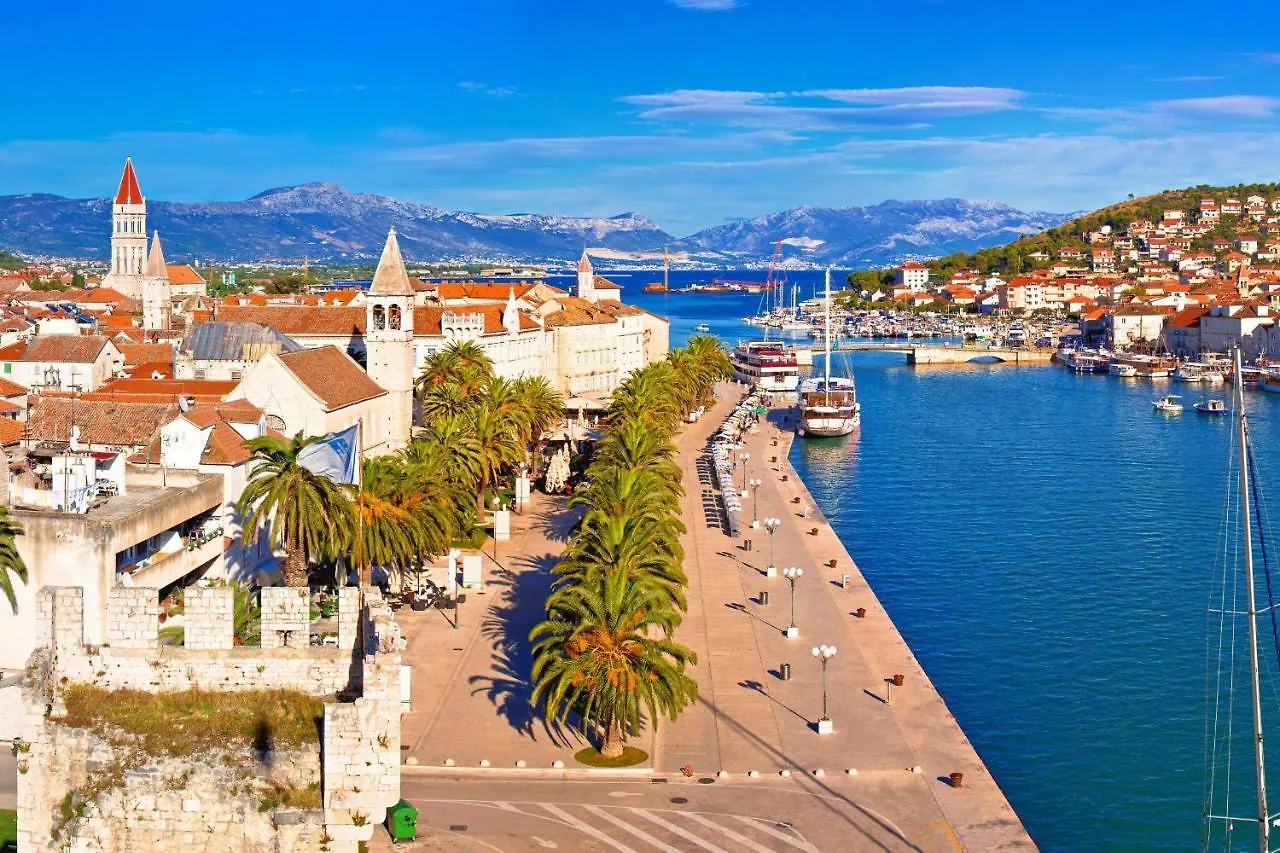 Apartment Island Resort Mihaela - Happy Rentals Trogir